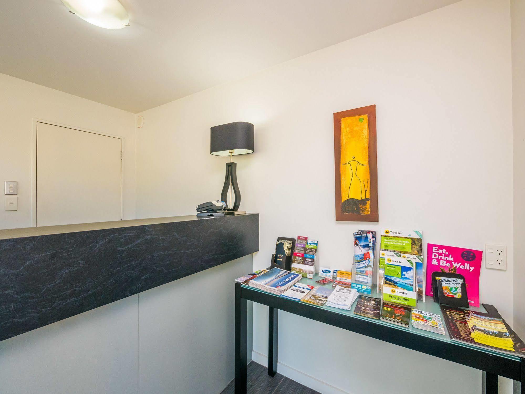 Bellano Motel Suites Christchurch Exteriér fotografie Reception