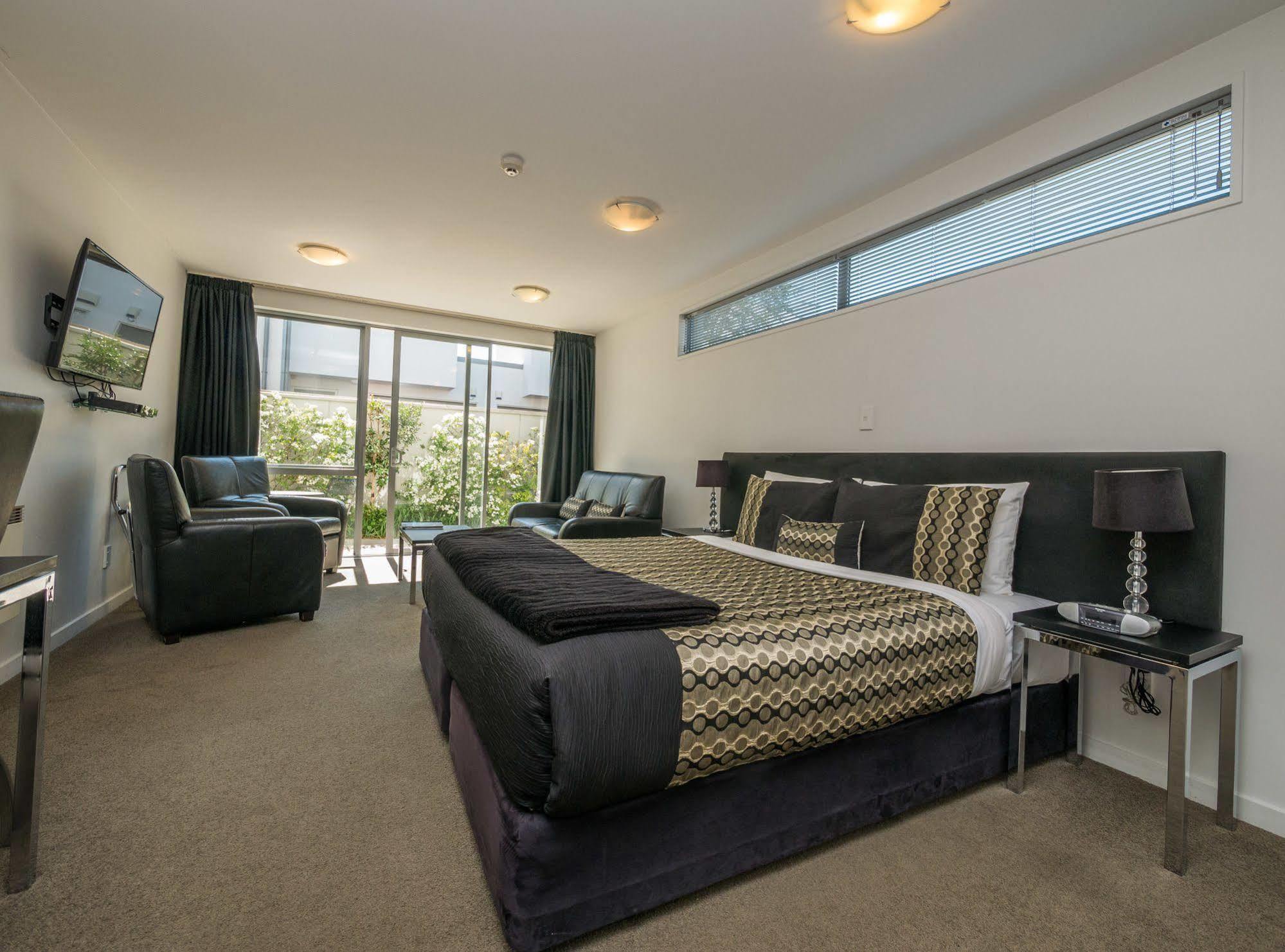 Bellano Motel Suites Christchurch Exteriér fotografie A typical hotel room